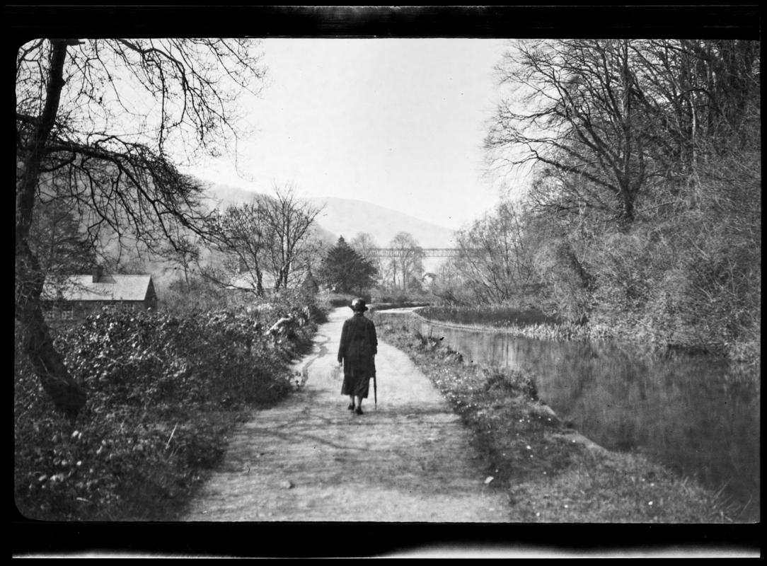 Glamorganshire Canal, negative