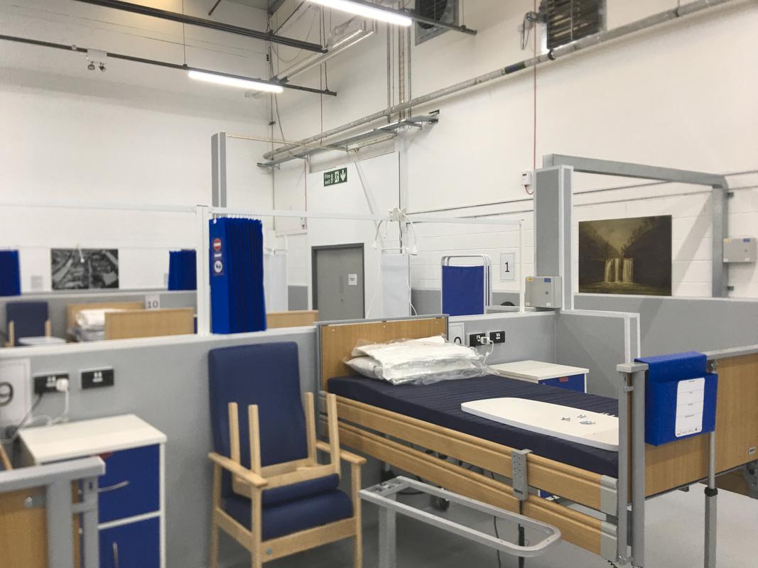 Ffotograff (digidol) | photograph (digital)