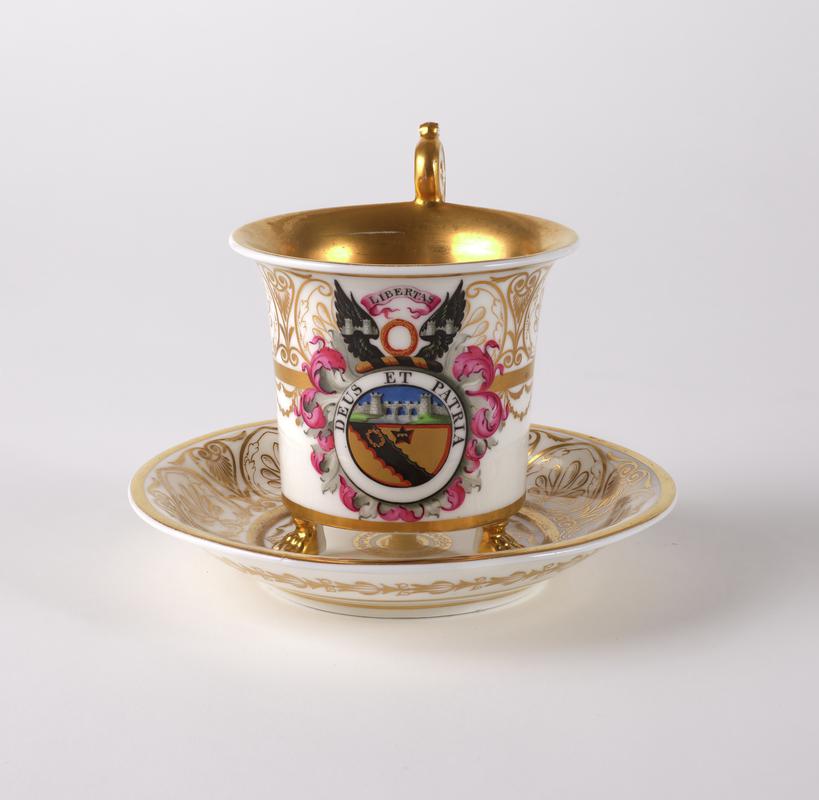 cabinet cup &amp; saucer, 1818-1820