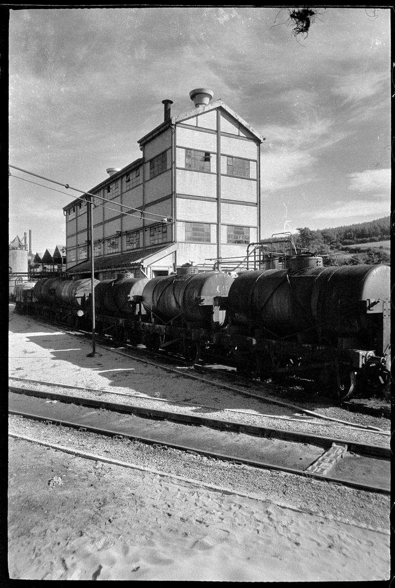 Caerphilly tar plant, negative