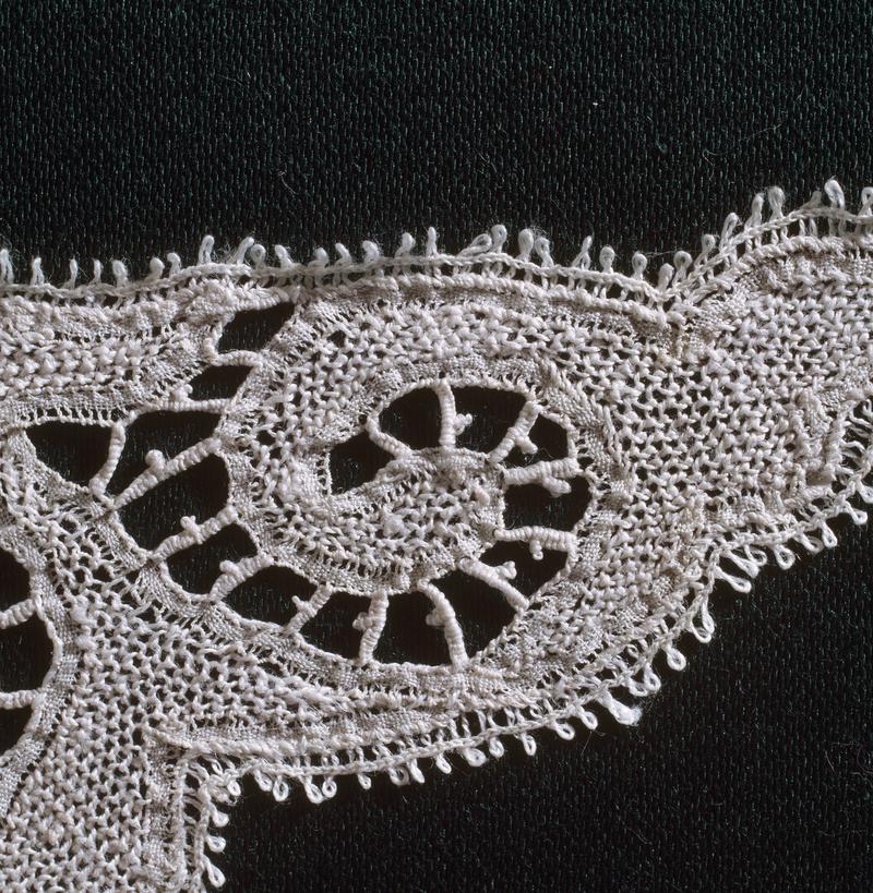Detail of English point lace collar, Berriew, mid-19th century