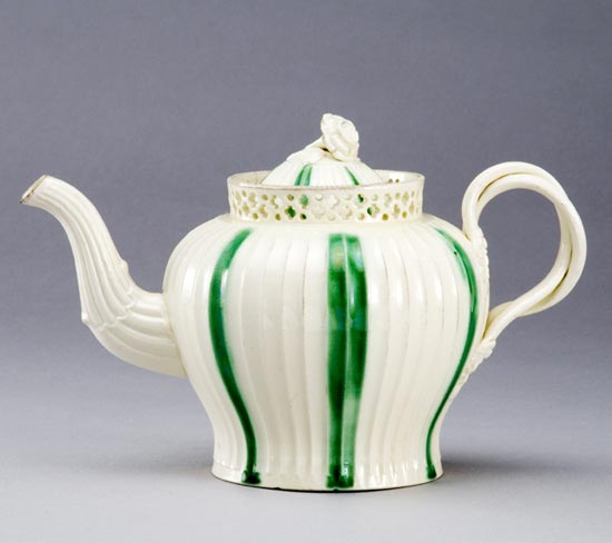 Creamware teapot, Leeds Pottery, c. 1775