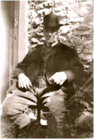 Mr Evan Griffiths, a conjurer from Llangurig, mid Wales,  1928