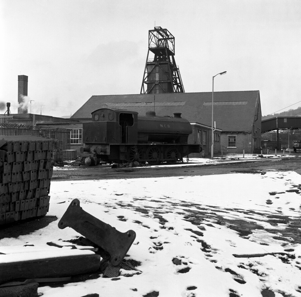 Lady Windsor Colliery, steam locomotive with the upcast shaft in the background, 1977