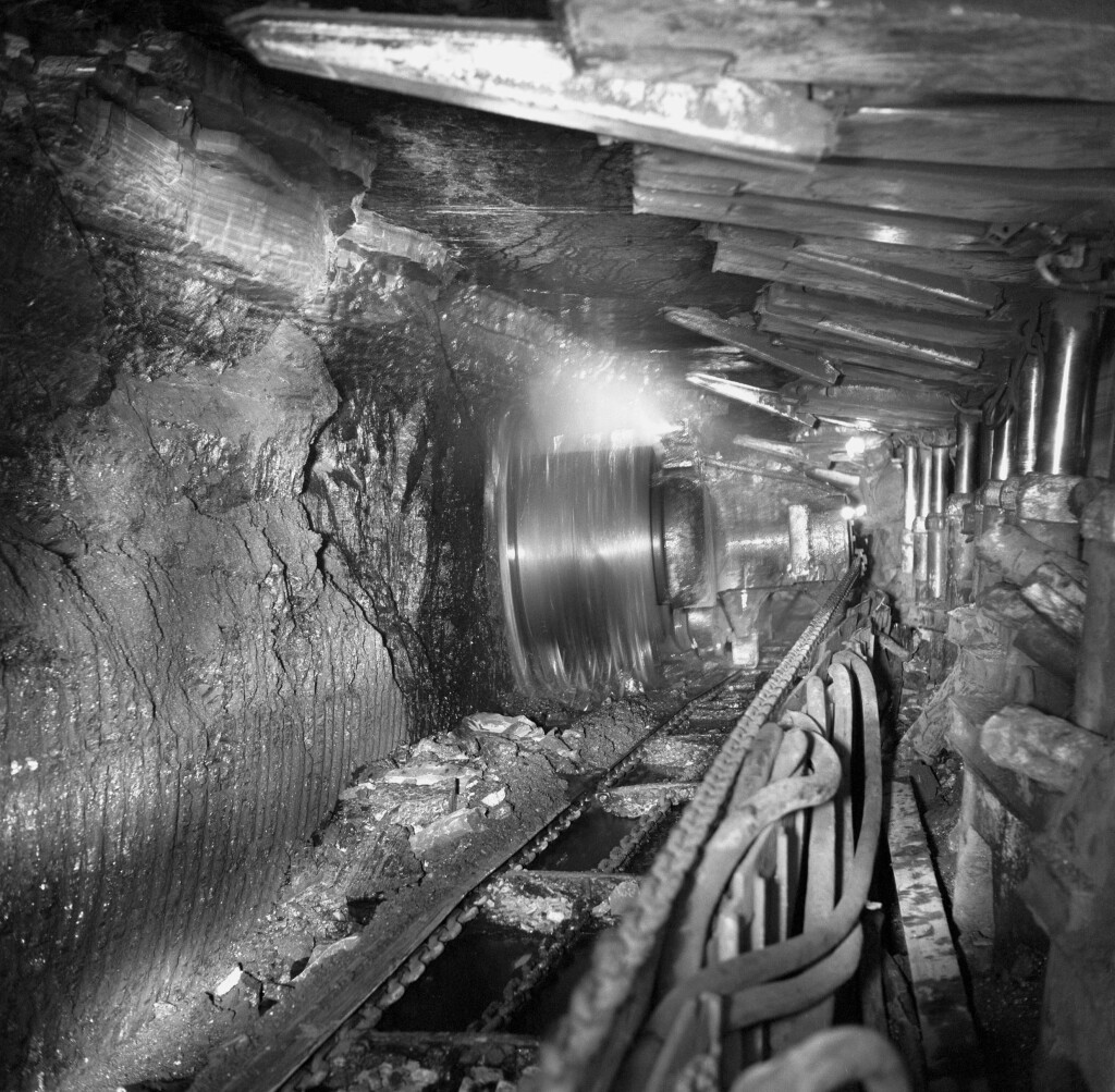 Nantgarw Colliery, 1978, Anderson Strathclyde drum shearer cutting coal on the coal face.