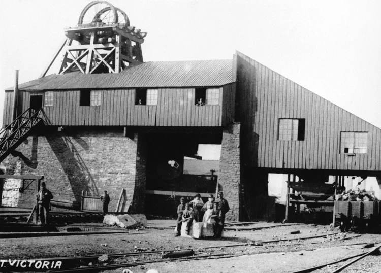 No. 6 pit, Victoria, sank in 1838 provided coke for the Victoria Ironworks