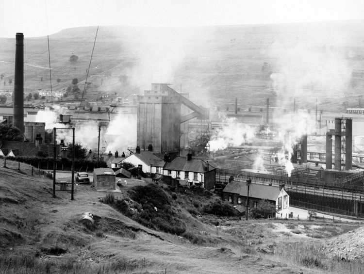 The new works started production in 1938 and prosperity returned to the town of Ebbw Vale.