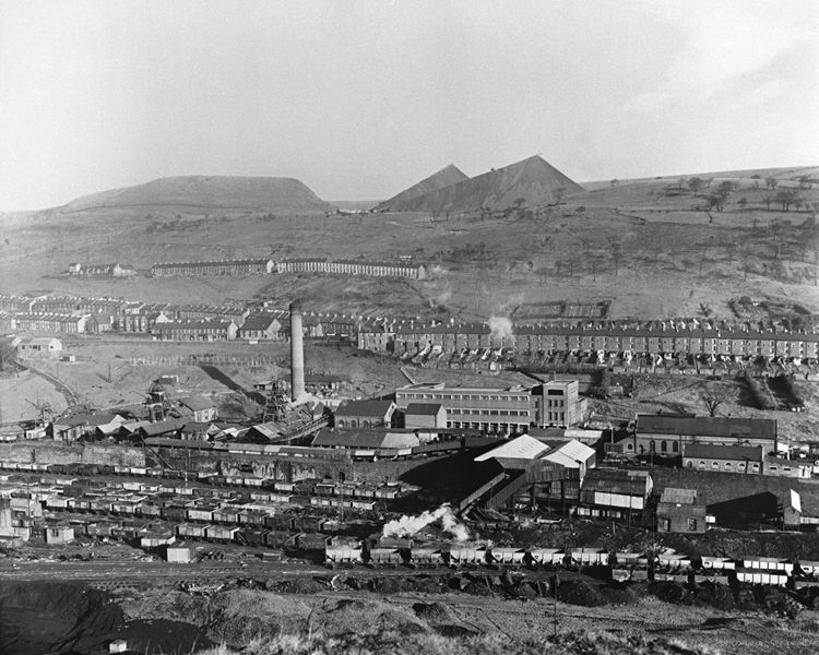 Coal mining and its landscape, Waunlwyd, 1950s