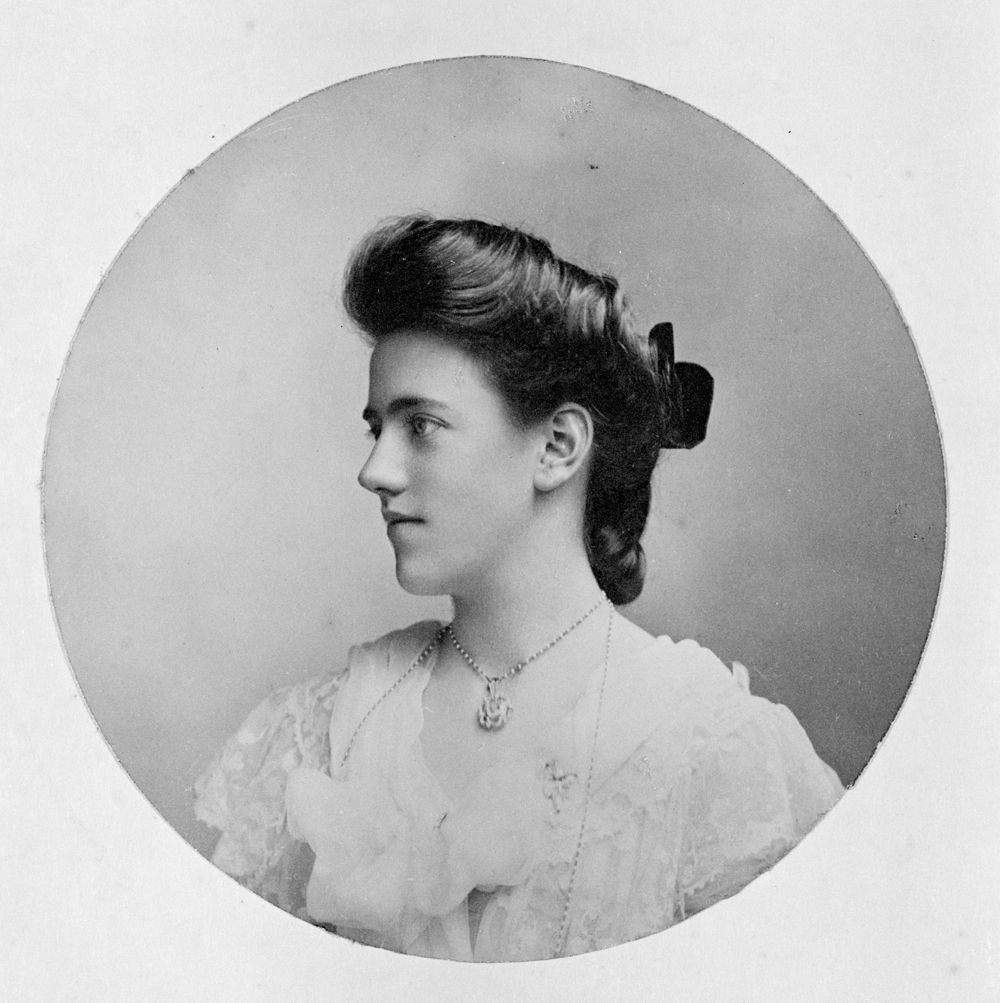 Gwendoline Davies