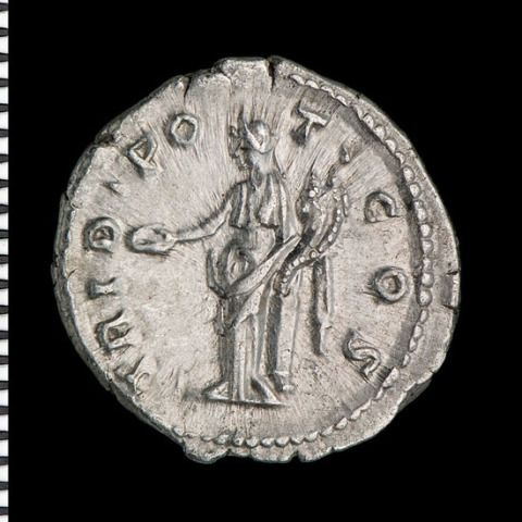 The Llanvaches Roman coin hoard | National Museum Wales