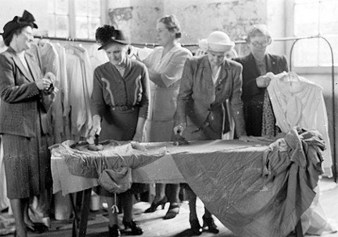 Women ironing gorseddogion robes, Dolgellau, 1949.