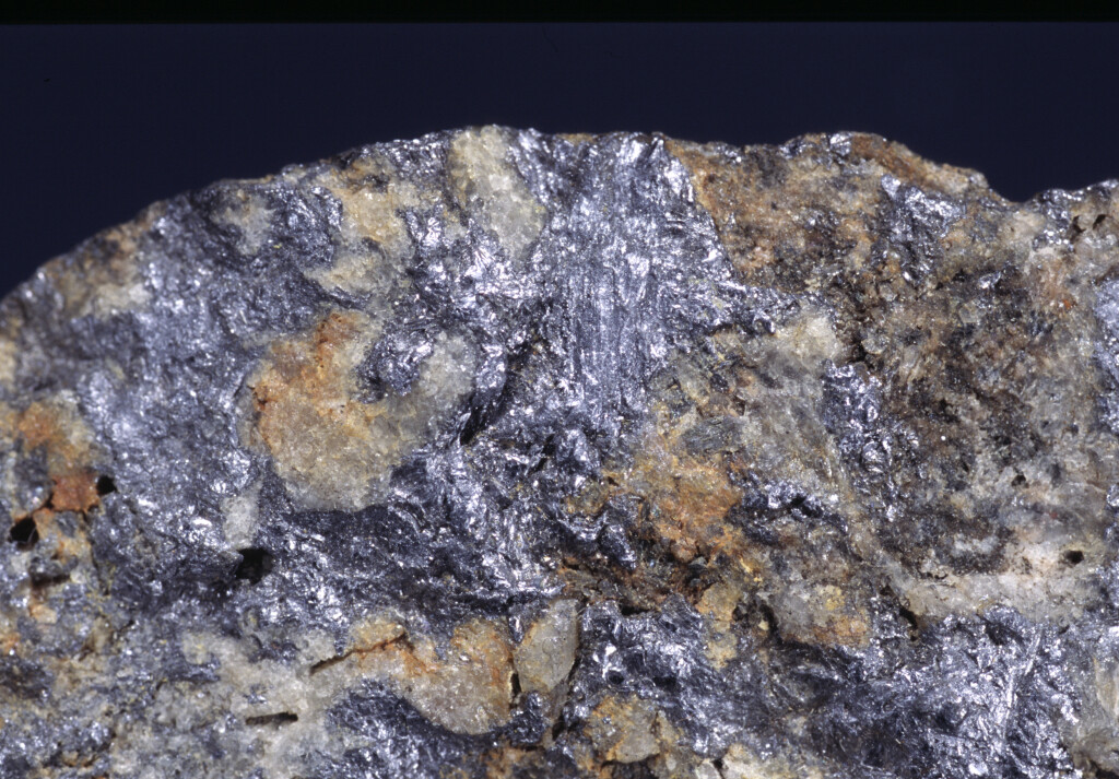 Molybdenite: Mineral information, data and localities.