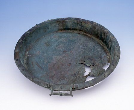 Copper-alloy tray or dish. 39.5cm (15.5 inches) in diameter.