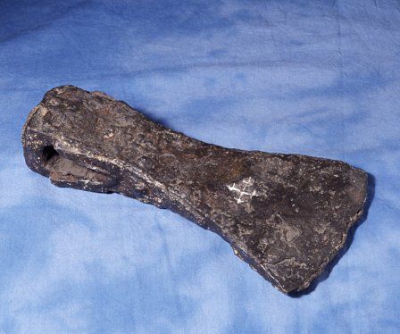 Woodman's iron axe with a maker's mark in the form of a cross. 27cm (10.6 inches) long.
