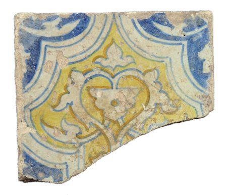 16th-century maiolica tile from the chapel floor laid by Earl William, probably before 1572.