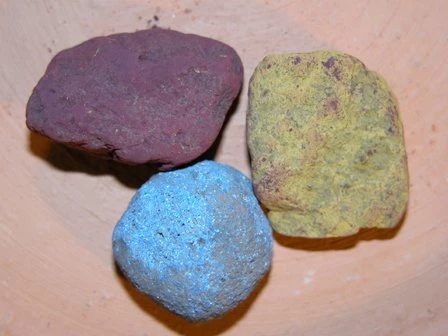 Excavation at the Roman fortress of Caerleon, 10km (6 miles) from Caerwent, has revealed a range of original pigments.