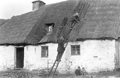 Thatched Country Cottages in England and Wales