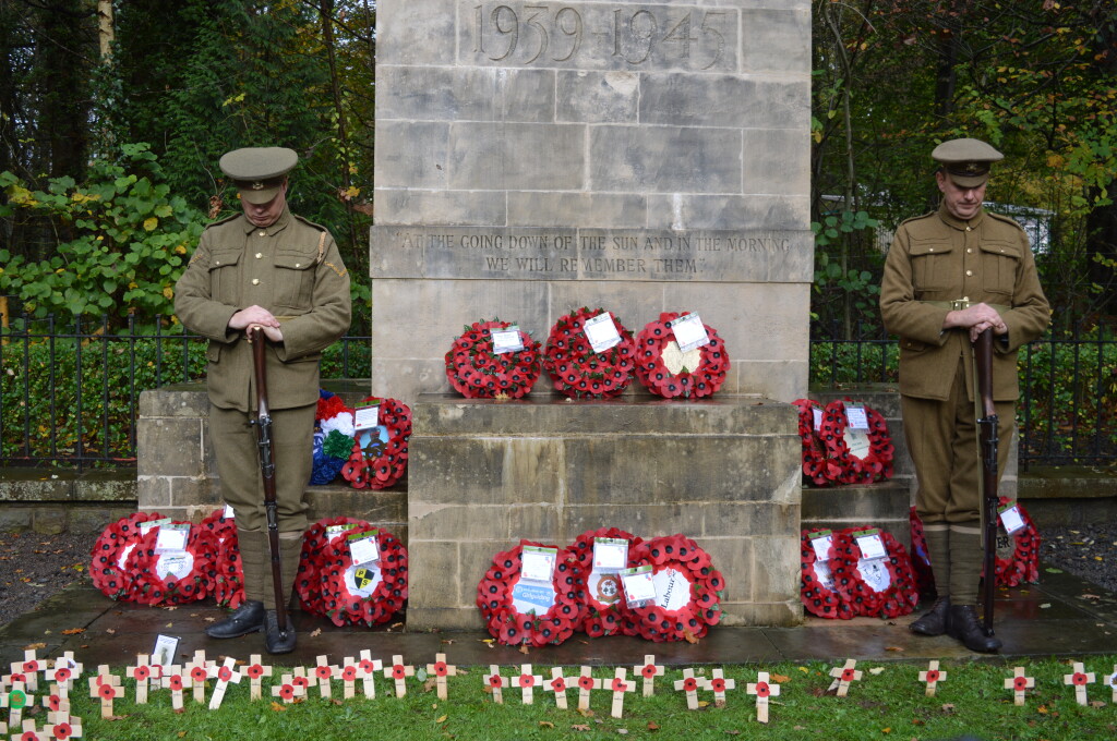 Picture of soldiers at a war memorial
