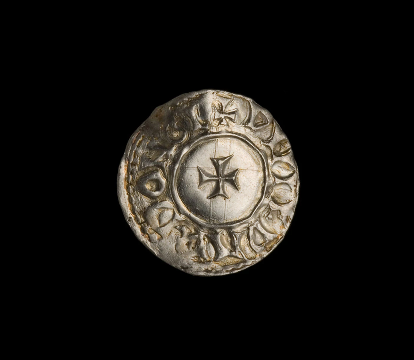 Edward, 'Bust Facing'; Gloucester, Wulfweard