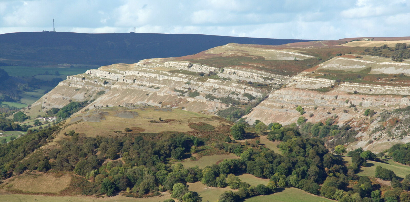 The limestone escarpment at Creigiau Eglwyseg, Llangollen.