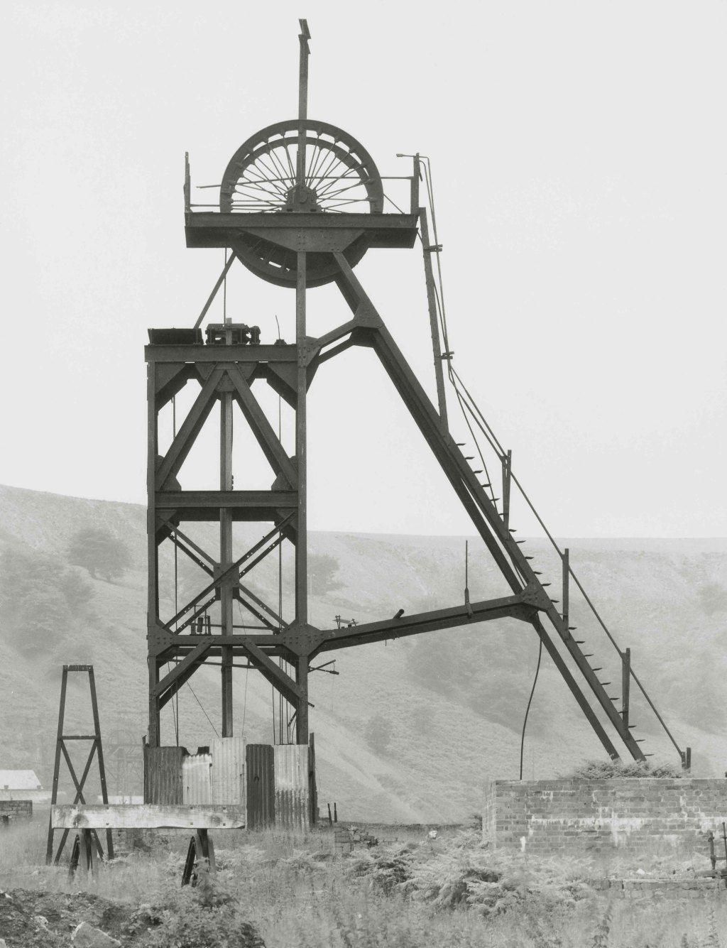 A black and white photo of a colliery in Pontypool, South Wales