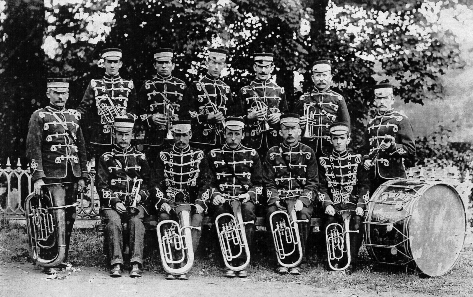 Dyffryn Bargod Temperance band, 1909  