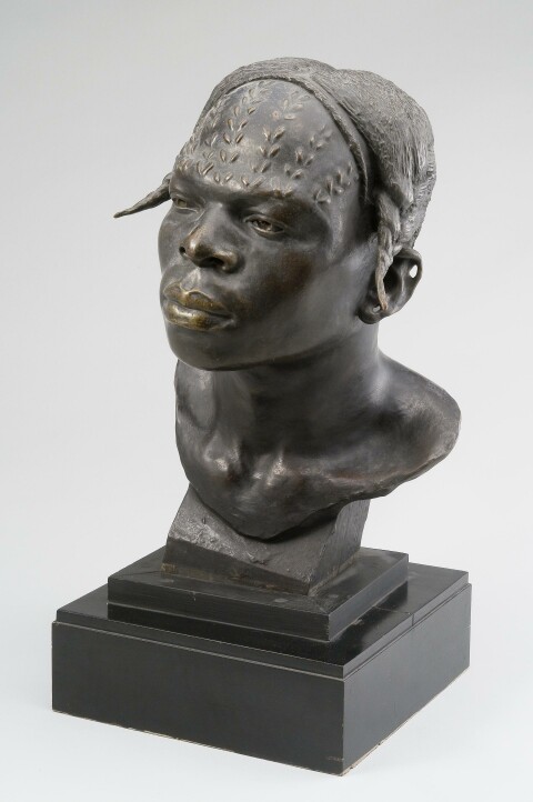  ‘Head – An Aruwimi type’ Artist: Herbert Ward