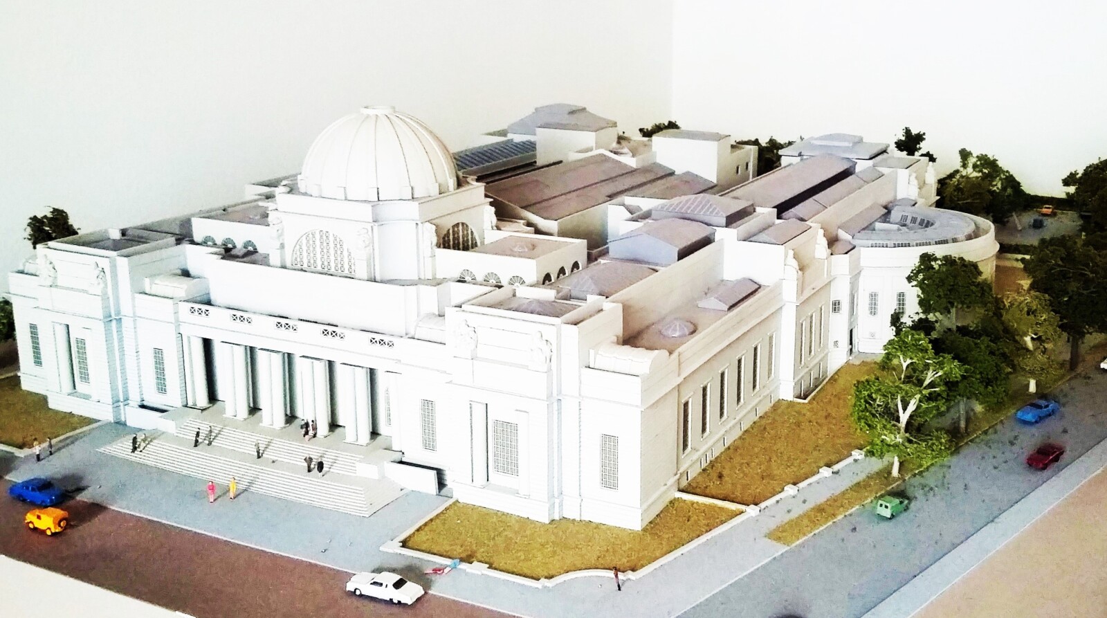 Model of National Museum Wales building in Cathays Park by the Alex Gordon Partnership 1988 showing courtyard extension [filled-in garden area]