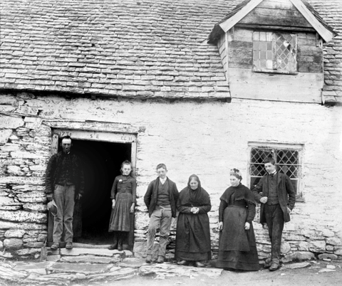 Jones family at Cilewent at 1899, St. Fagans National Museum of History