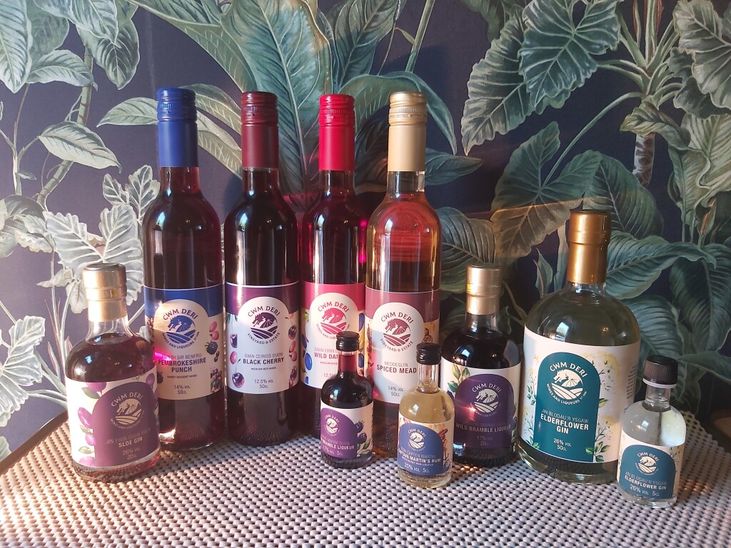 Cwm Deri Wines and Liqueurs