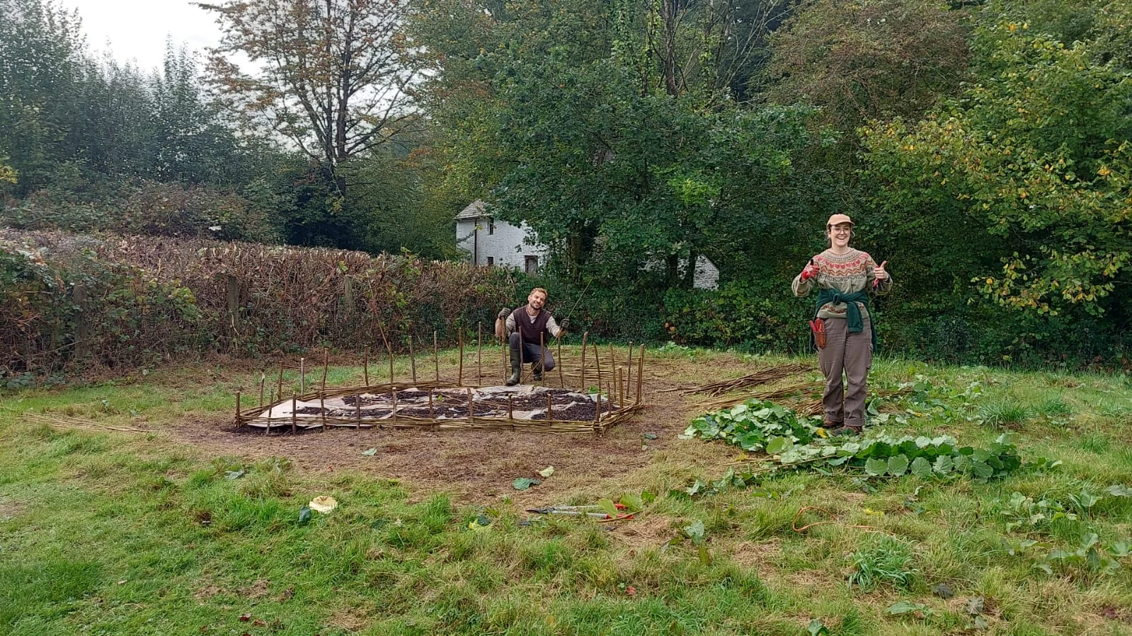The amazing gardening team at work on the Spring Bulbs 20th display.