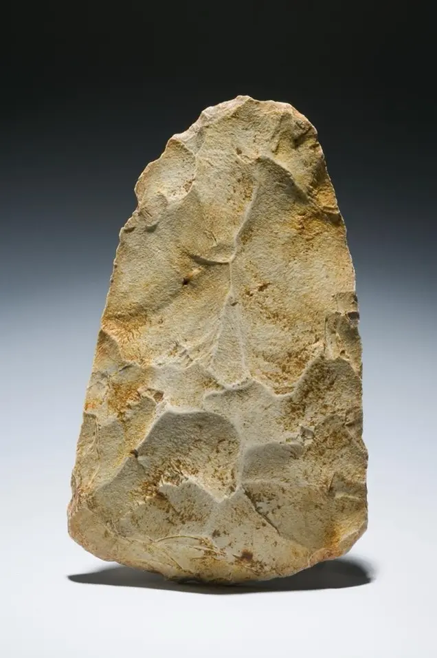 Triangular handaxe