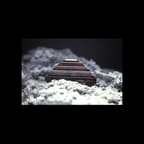 Tabular brookite crystal