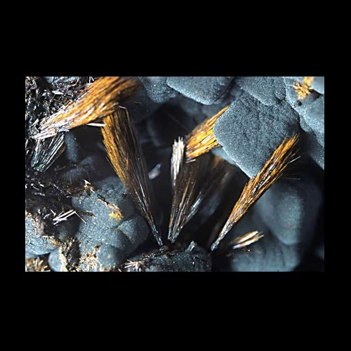 Goethite needles