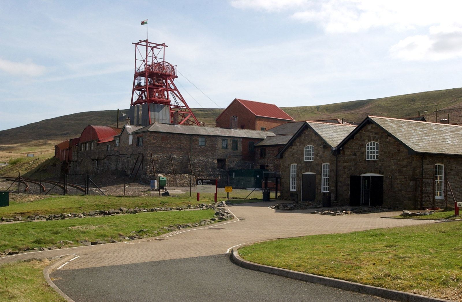 coal mine visit uk