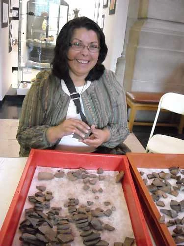 More pottery sorting