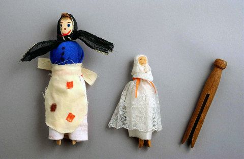 Wooden cheap peg figures