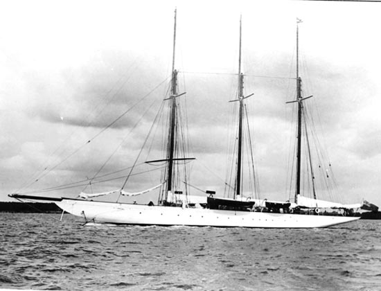 The sail training yacht Margherita