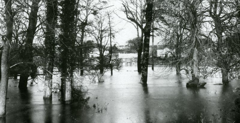 Flooding on the River Teifi, Lechryd, <em>c.</em> 1910