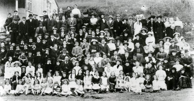 Penuel Baptist Chapel's annual Sunday School outing to Poppit Sands, 1913.